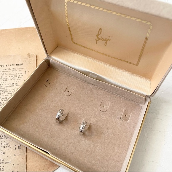 Nude Vintage Earrings Box Vintage Necklace Velvet Case Jewerly Box Neutral Taupe - Picture 4 of 10